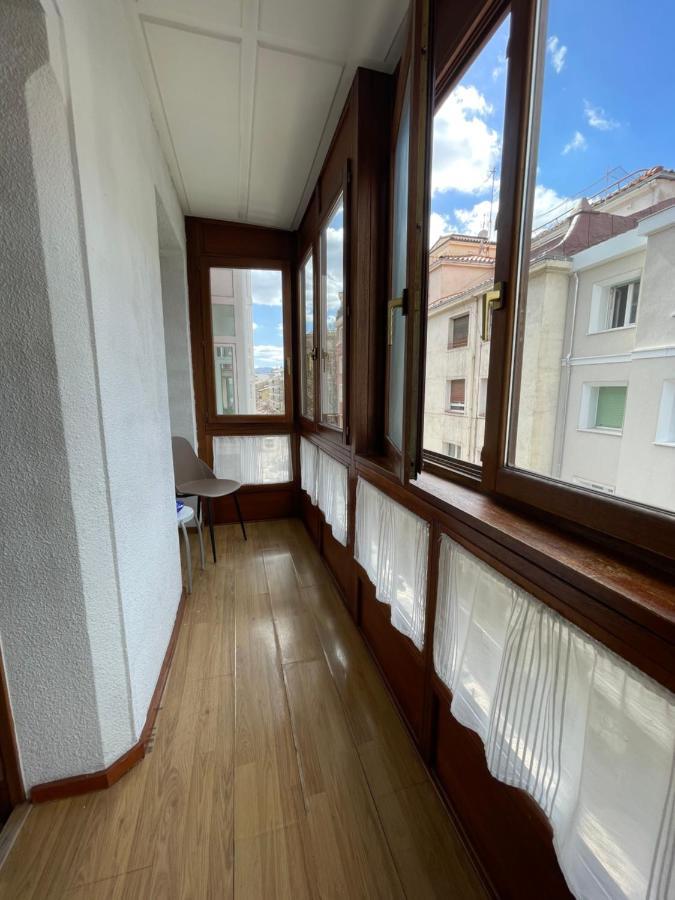 Apartamento Kalea Corazon Urbano Vitoria-Gasteiz Exterior foto